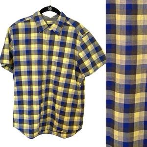 ⭐️Gap s/s plaid shirt. EUC